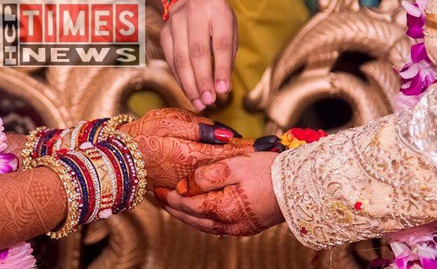 Court Says "Kanyadaan" Is Not Required To Solemnize Marriage, Saat Pheras Are