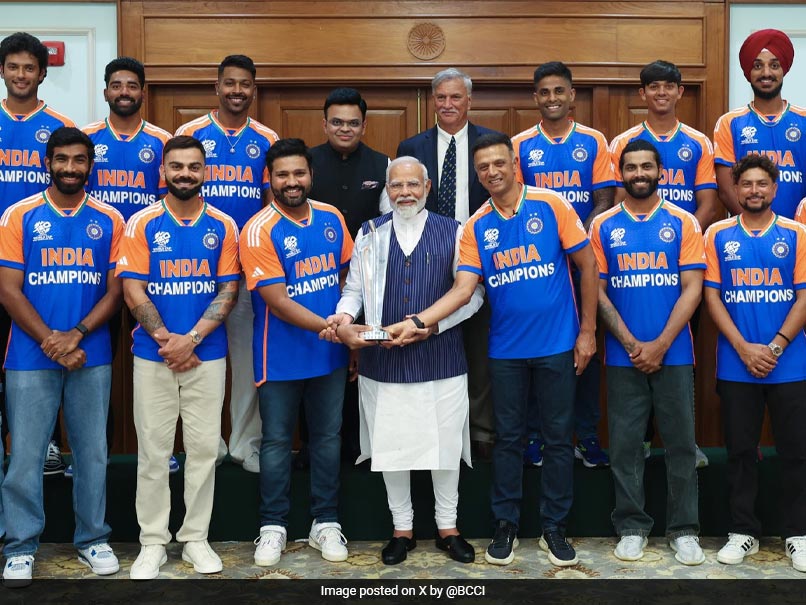PM Modi's T20 World Cup Trophy Gesture Is Viral On Social Media 