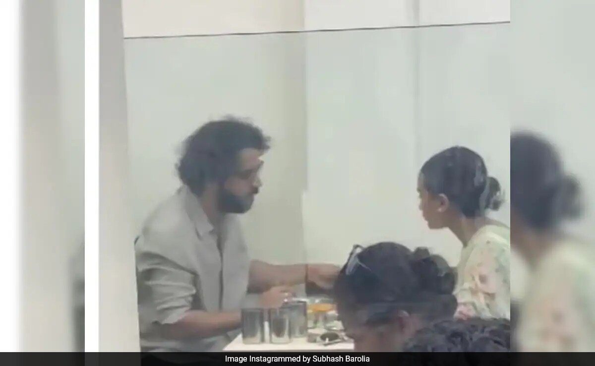 Watch: Rajkummar Rao And Patralekhaa Pictured Eating At A Local Mumbai Restaurant 