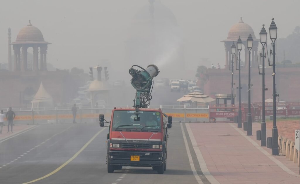 Thick Blanket Of Smog Grips Delhi, Mumbai As Air Quality Dips