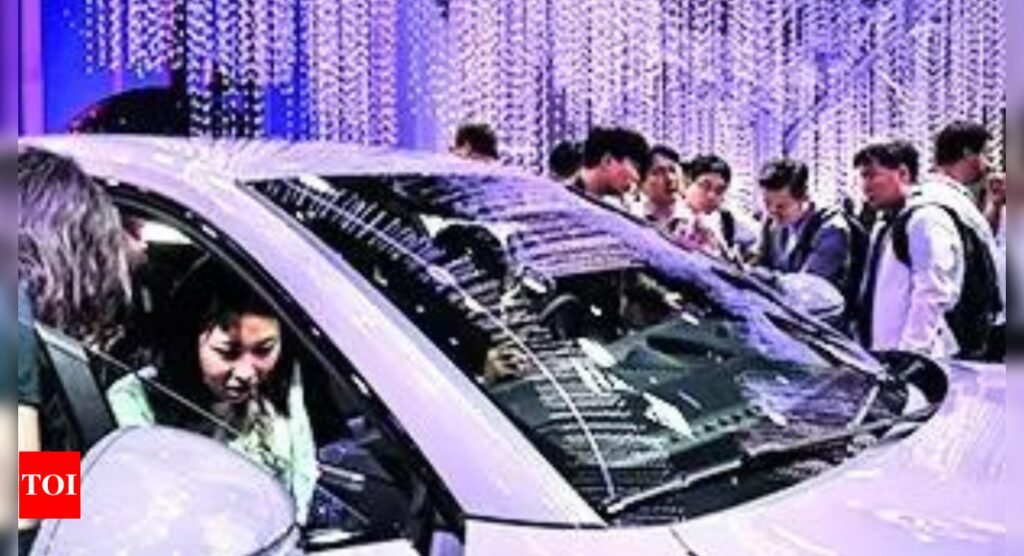 Porsche चीन में 'प्रीमियम' टैग खो देता है, बजट मूल्य पर 'स्मार्ट' तकनीक के लिए धन्यवाद